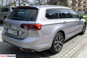 Volkswagen Passat 2022 2.0 150 KM