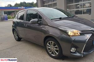 Toyota Yaris 2015 1.0 69 KM