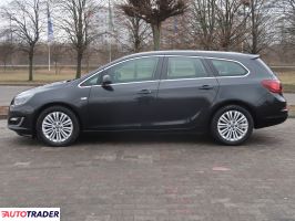 Opel Astra 2014 1.7 108 KM