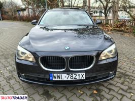 BMW 730 2008 3.0 245 KM