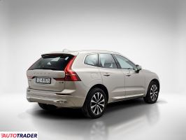 Volvo XC60 2023 2.0 197 KM