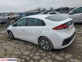 Hyundai IONIQ Hybrid 2019 1