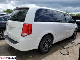 Dodge Grand Caravan 2018 3