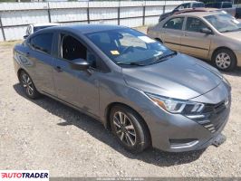 Nissan Versa - zobacz ofertę