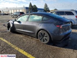 Tesla Model 3 2024