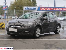 Opel Astra 2014 1.6 113 KM