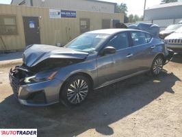 Nissan Altima 2025 2