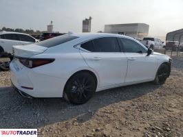 Lexus ES 2020 3