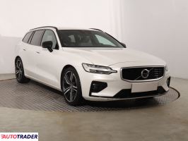 Volvo V60 2019 2.0 187 KM