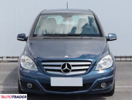 Mercedes B-klasa 2010 2.0 107 KM