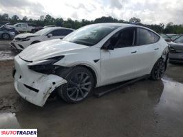Tesla Model Y 2021 Tesla Model Y 2021