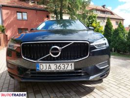 Volvo XC60 2019 2.0 190 KM