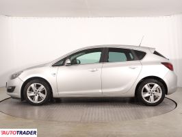 Opel Astra 2014 1.6 113 KM