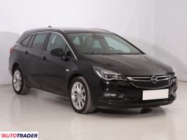 Opel Astra 2017 1.4 147 KM