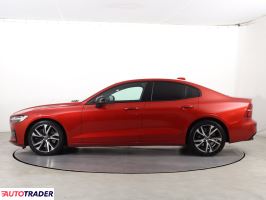 Volvo S60 2019 2.0 187 KM