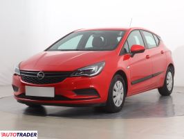 Opel Astra 2018 1.4 99 KM