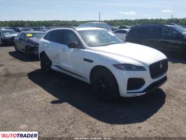 Jaguar F-PACE 2024 2