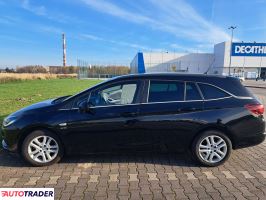 Opel Astra 2018 1.6 110 KM