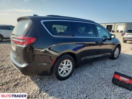 Chrysler Pacifica 2022 3