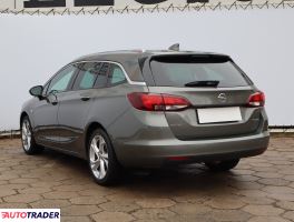 Opel Astra 2017 1.4 147 KM