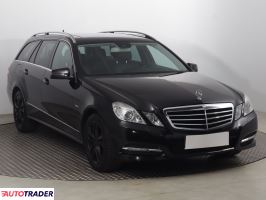 Mercedes E-klasa 2011 1.8 181 KM