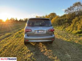 Infiniti Pozostałe 2011 5.6 405 KM