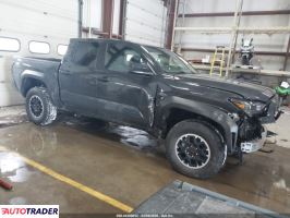 Toyota Tacoma - zobacz ofertę