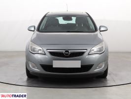 Opel Astra 2010 2.0 158 KM Opel Astra 2010 2.0 158 KM