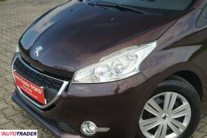 Peugeot 208 2012 1.2 82 KM