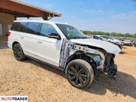 Lincoln Navigator 2021 3