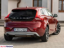 Volvo V40 2012 2.0 177 KM