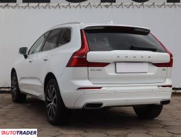 Volvo XC60 2021 2.0 194 KM