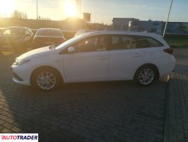Toyota Auris 2017 1.8 135 KM Toyota Auris 2017 1.8 135 KM