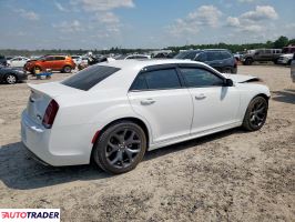 Chrysler 300C 2022 5