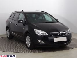 Opel Astra 2011 1.4 118 KM