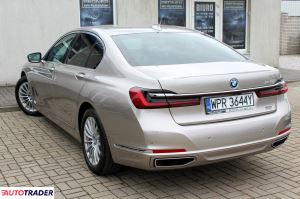 BMW 745 2021 3.0 394 KM BMW 745 2021 3.0 394 KM