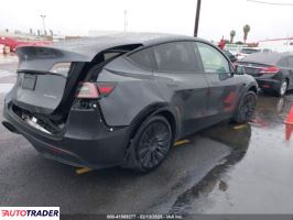 Tesla Model Y 2024 Tesla Model Y 2024