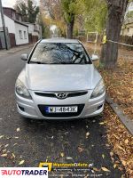Hyundai i30 2010 1.6 90 KM