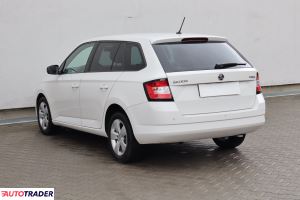 Skoda Fabia 2015 1.2 88 KM