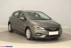 Opel Astra 2019 1.2 128 KM
