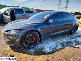 Tesla Model 3 2024