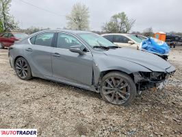 Lexus IS 2024 3
