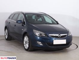 Opel Astra 2011 1.6 177 KM