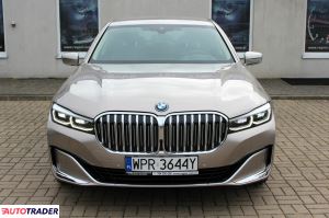 BMW 745 2021 3.0 394 KM BMW 745 2021 3.0 394 KM