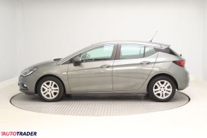 Opel Astra 2019 1.4 147 KM