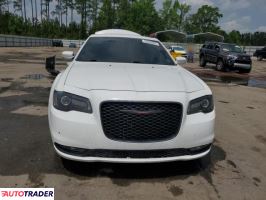 Chrysler 300C 2021 3