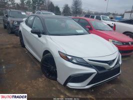 Toyota Camry - zobacz ofertę