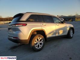 Jeep Grand Cherokee 2022 3