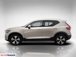 Volvo XC40 2022 1.5 129 KM