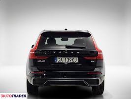 Volvo XC60 2023 2.0 197 KM